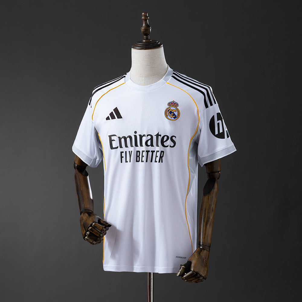 Real Madrid 25/26 Fan Version